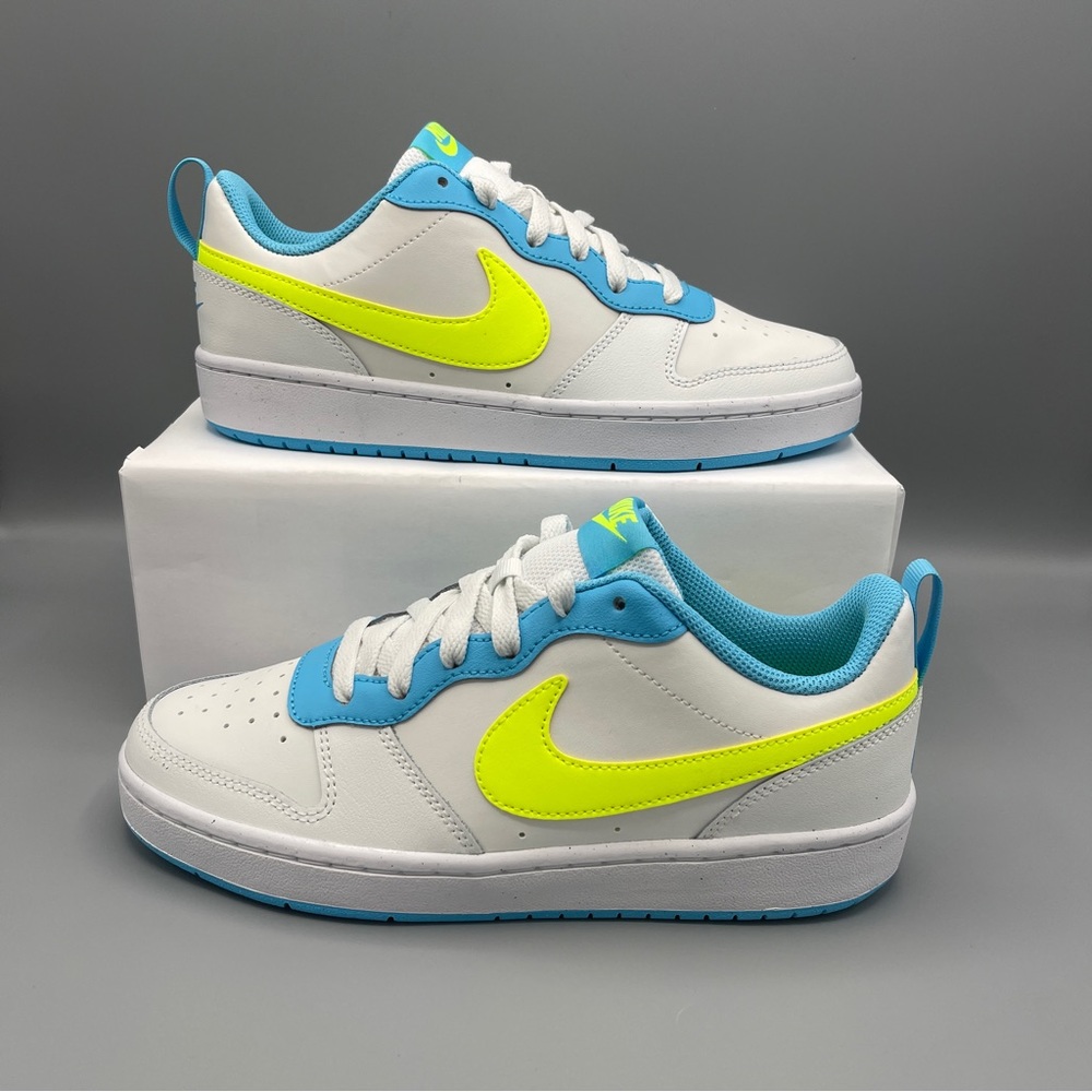 Nike Court Borough Low 2 Big Girl/SUMMIT WHITE/VOLT-BALTIC BLUE